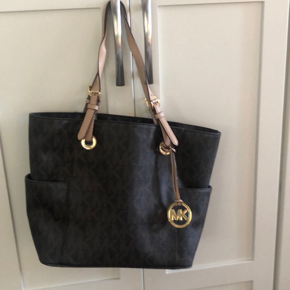 Michael Kors very lightly used bag